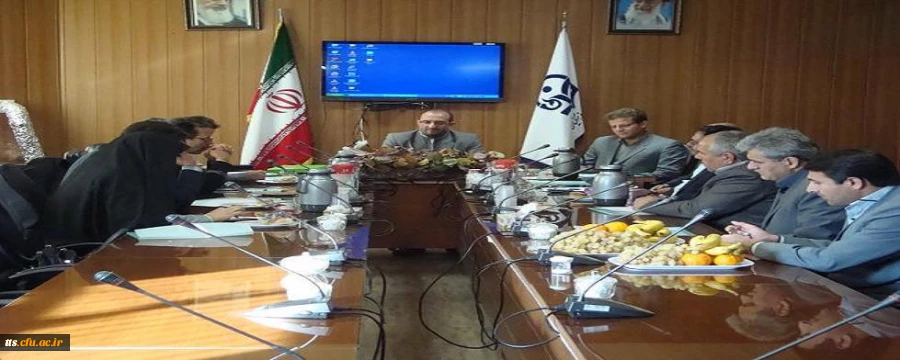 جلسه عاملین و کارشناسان مالی مراکزو پردیسهای خراسان رضوی