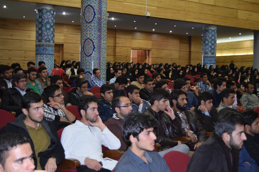 تهیه و تنظیم تصاویر توسط دانشجو امیر بهراد