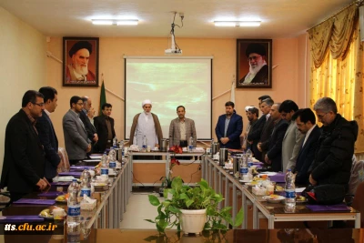 مدیریت امور پردیس های استان در شورای فرهنگی اجتماعی دانشگاه فرهنگیان عنوان کرد :
نگاه مدیریتی در دانشگاه فرهنگیان ،ماموریت گرا،استفاده از خرد جمعی ودیدگاههای ارزشی است