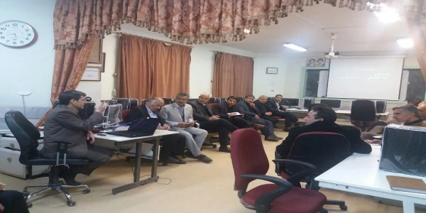 برگزاری دوره آموزشی آسیب های فضای مجازی و شبکه های اجتماعی ویژه کارکنان و اساتید