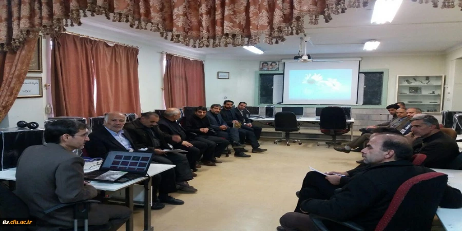 برگزاری دوره آموزشی آسیب های فضای مجازی و شبکه های اجتماعی ویژه کارکنان و اساتید