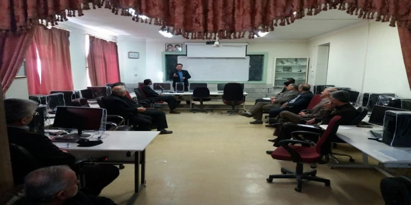 برگزاری دوره آموزشی آسیب های فضای مجازی و شبکه های اجتماعی ویژه کارکنان و اساتید