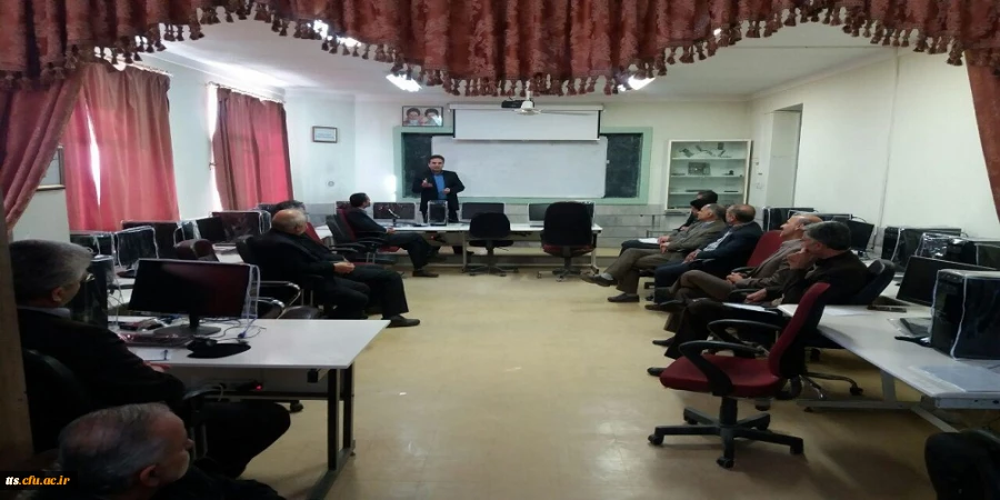 برگزاری دوره آموزشی آسیب های فضای مجازی و شبکه های اجتماعی ویژه کارکنان و اساتید