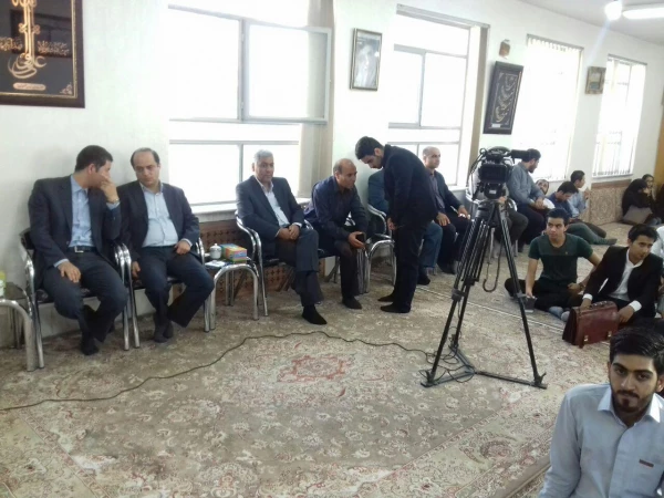 دیدار صمیمی وجلسه  مسولین وجمعی از نمایندگان تشکل های دانشجویی دانشگاه فرهنگیان واحد علامه طباطبایی سبزوار با امام جمعه سبزوار. 2