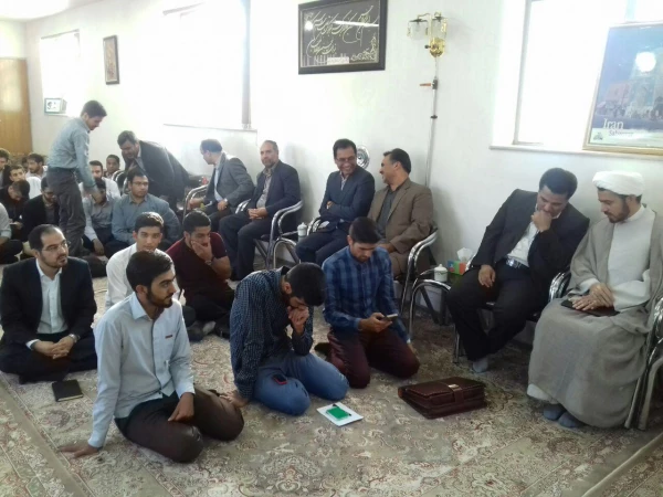 دیدار صمیمی وجلسه  مسولین وجمعی از نمایندگان تشکل های دانشجویی دانشگاه فرهنگیان واحد علامه طباطبایی سبزوار با امام جمعه سبزوار. 8