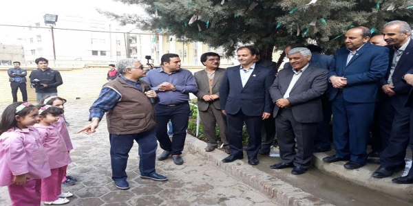 به مناسبت سالروز میلاد با سعادت حضرت فاطمه زهرا (س) 

حضور مسئولین دانشگاه فرهنگیان سبزوار در موسسه خیریه سالمندان مادر سبزوار 4