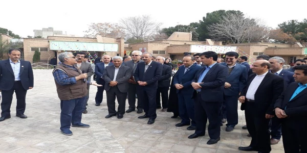 به مناسبت سالروز میلاد با سعادت حضرت فاطمه زهرا (س) 

حضور مسئولین دانشگاه فرهنگیان سبزوار در موسسه خیریه سالمندان مادر سبزوار 7