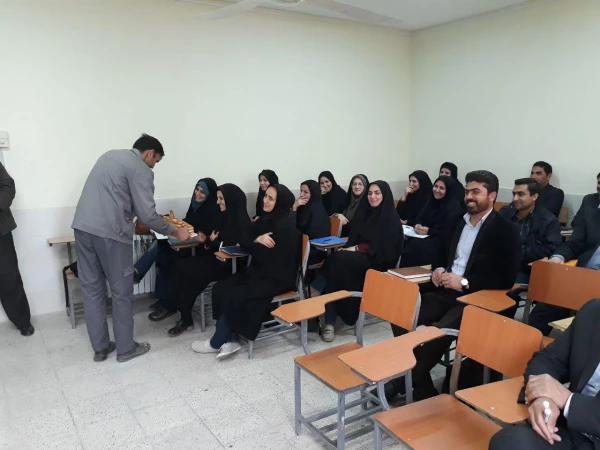 تجلیل از دانشجو معلمان خواهر دانشگاه فرهنگیان سبزوار همزمان با سالروز ولادت حضرت زهرا (س) و روز زن                       4