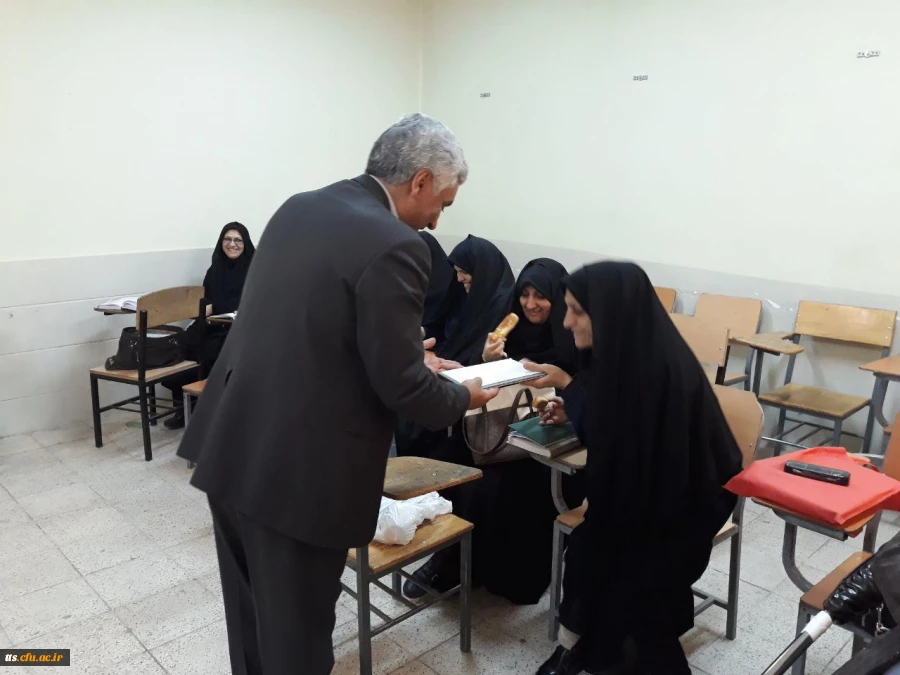 تجلیل از دانشجو معلمان خواهر دانشگاه فرهنگیان سبزوار همزمان با سالروز ولادت حضرت زهرا (س) و روز زن                       7