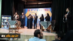 حضور جمعی از استادان ودانشجویان دانشگاه فرهنگیان سبزوار درنشست کتاب خوان اهل قلم سبزوار درتالار بیهقی روز چهارشنبه  ۵  اردیبهشت ۷۹ 3
