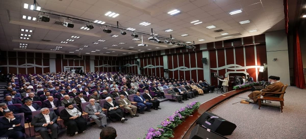 دیدار دانشجو معلمان ، استادان و کارکنان دانشگاه فرهنگیان کشور با مقام معظم رهبری در پردیس نسیبه تهران 10