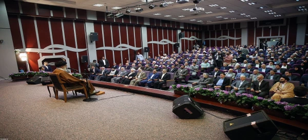 دیدار دانشجو معلمان ، استادان و کارکنان دانشگاه فرهنگیان کشور با مقام معظم رهبری در پردیس نسیبه تهران 11