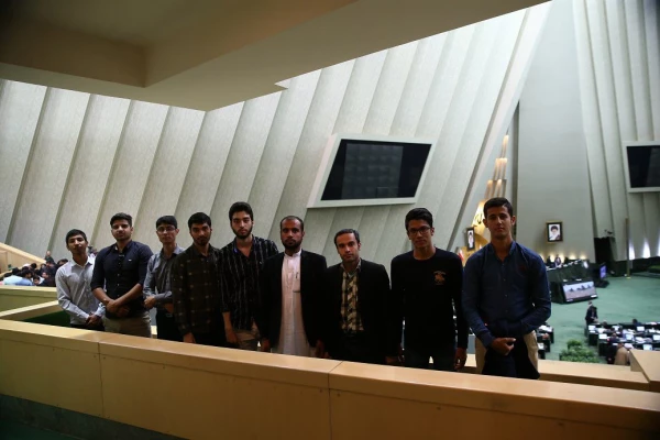 بازدید دانشجویان دانشگاه فرهنگیان سبزوار ازسی ویکمین نمایشگاه کتاب تهران 8