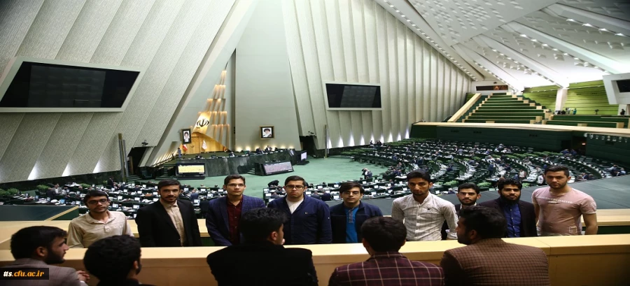 حضور دانشجویان در نمایشگاه بین المللی کتاب تهران  3