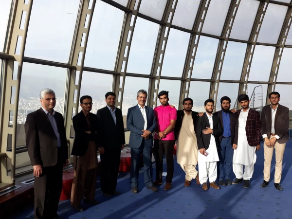 حضور دانشجویان در نمایشگاه بین المللی کتاب تهران  7