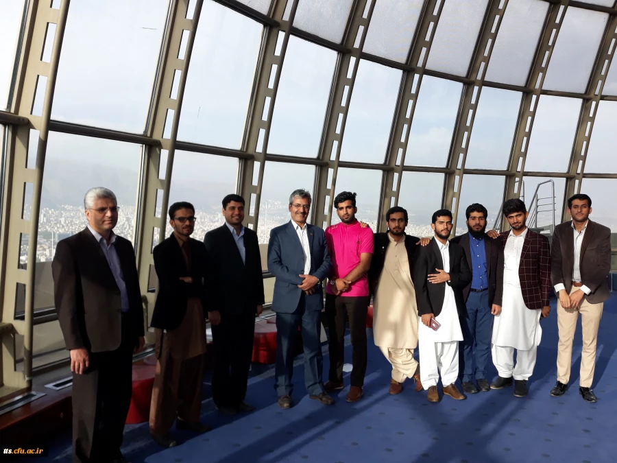 حضور دانشجویان در نمایشگاه بین المللی کتاب تهران  7