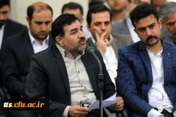 دیدار شاعربرجسته و موفق واستاد زبان وادبیات فارسی دانشگاه فرهنگیان  واحد علامه طباطبایی سبزوار با رهبر انقلاب 2