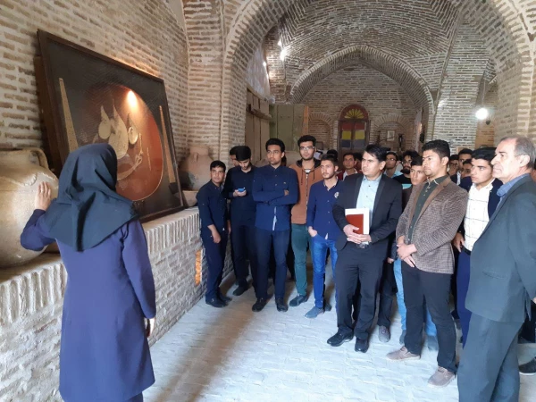 شرکت دانشجویان جدید الورود در سبزوار گردی 7