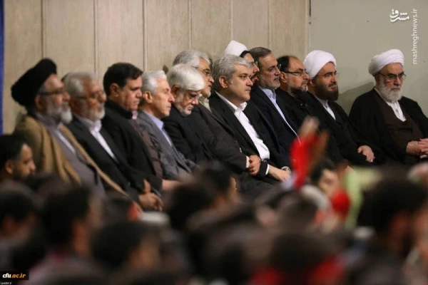 رهبر معظم انقلاب اسلامی در دیدار هزاران نفر از دانش آموزان و دانشجویان:

نشانه های آشکارِ افول قدرت آمریکا؛ ایران قوی و پیشرفته تر شده است 2