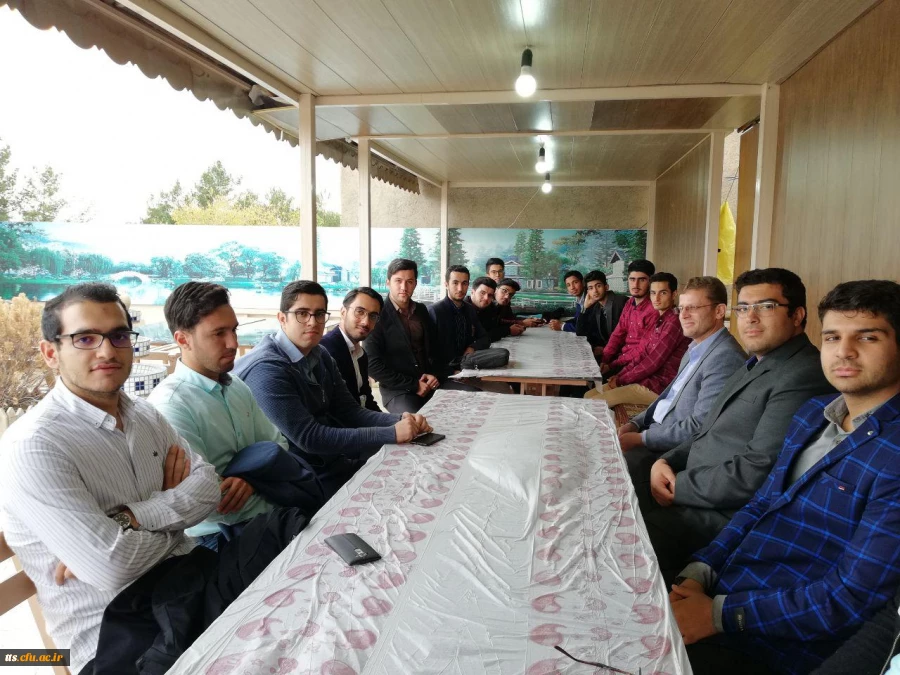 شرکت دانشجویان ورودی 95 در مراسم کارورزی 5