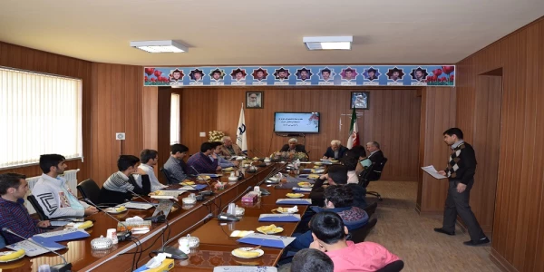 نشست صمیمی با دانشجویان جدید الورود  11