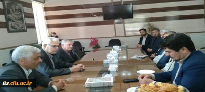 نشست روسای دانشگاه فرهنگیان سبزوار و اداره آموزش و پرورش شهرستان جوین در حاشیه دیدار با مدارس نومعلمان منطقه