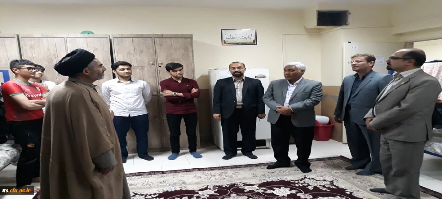 حضور دکتر عظیمی مدیرکل برنامه ریزی فرهنگی و اجتماعی دانشگاه فرهنگیان کشور 

در حاشیه برگزاری مراسم هفته گرامیداشت مقام معلم و دهه سرآمدی آموزش  2