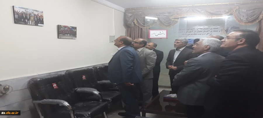 حضور دکتر عظیمی مدیرکل برنامه ریزی فرهنگی و اجتماعی دانشگاه فرهنگیان کشور 

در حاشیه برگزاری مراسم هفته گرامیداشت مقام معلم و دهه سرآمدی آموزش  2