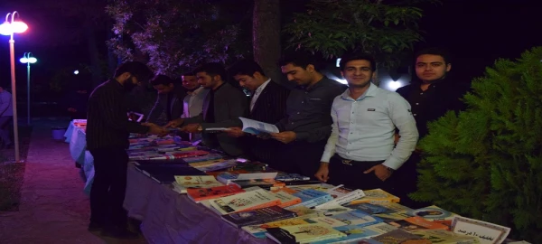 حضور دکتر عظیمی مدیرکل برنامه ریزی فرهنگی و اجتماعی دانشگاه فرهنگیان کشور 

در حاشیه برگزاری مراسم هفته گرامیداشت مقام معلم و دهه سرآمدی آموزش  2