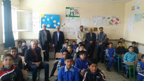 حضور در کلاس نو معلمان در منطقه جوین سبزوار 3