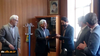 به مناسبت 27 اردیبهشت  روز جهانی روابط عمومی 

تقدیر از مسئول روابط عمومی دانشگاه فرهنگیان سبزوار