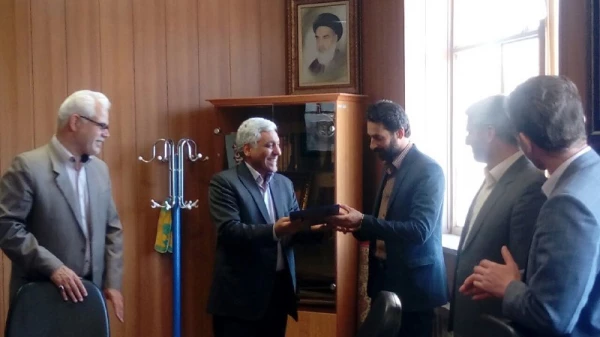 به مناسبت 27 اردیبهشت  روز جهانی روابط عمومی 

تقدیر از مسئول روابط عمومی دانشگاه فرهنگیان سبزوار  2