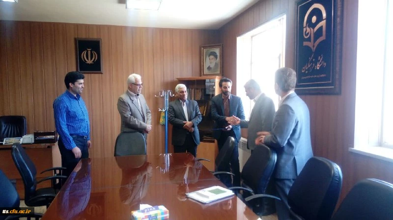 به مناسبت 27 اردیبهشت  روز جهانی روابط عمومی 

تقدیر از مسئول روابط عمومی دانشگاه فرهنگیان سبزوار  2