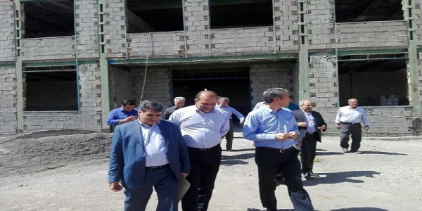بازدید مدیرکل سازمان نوسازی مدارس استان خراسان رضوی به همراه سبحانی فر نماینده مجلس شورای اسلامی  از پروژه احداث دانشگاه فرهنگیان سبزوار 3