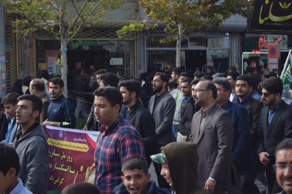 حضور گسترده و پرشور دانشجویان دانشگاه فرهنگیان سبزوار در راهپیمایی یوم الله ۱۳ آبان
 2