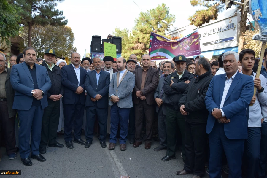 حضور گسترده و پرشور دانشجویان دانشگاه فرهنگیان سبزوار در راهپیمایی یوم الله ۱۳ آبان
 7