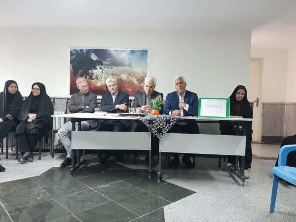 جلسه ی پرسش و پاسخ مسئولین و کارشناسان مرکز علامه طباطبایی سبزوار با دانشجو معلمان در تاریخ 1398/08/12 برگزار گردید. 5