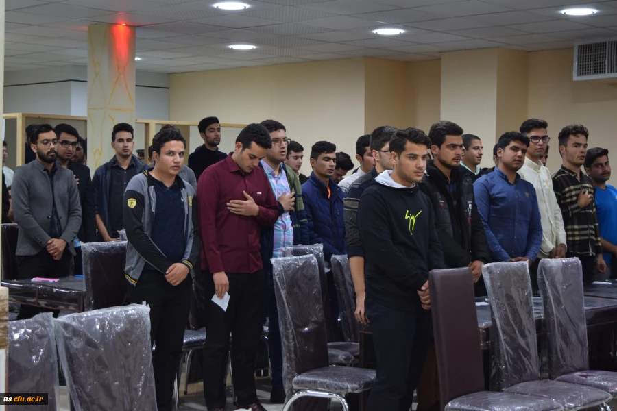 جلسه ی پرسش و پاسخ مسئولین و کارشناسان مرکز علامه طباطبایی سبزوار با دانشجو معلمان در تاریخ 1398/08/12 برگزار گردید. 7