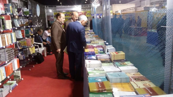 بازدید مسئولین و اساتید دانشگاه فرهنگیان سبزوار از نمایشگاه بزرگ کتاب 4