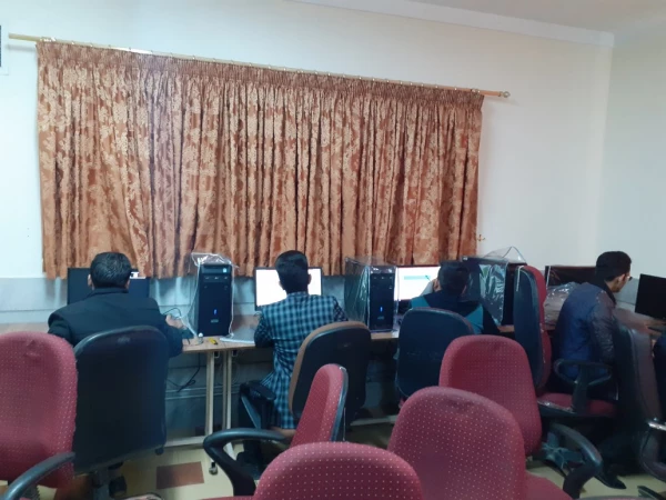 مجموعه کارگاه های کار با نرم افزار ارائه مطالب توسط کمیته ی پژوهش دانشگاه فرهنگیان، واحد علامه طباطبایی سبزوار برگزار میگردد 3