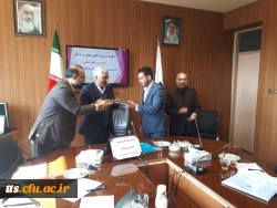 برگزاری جلسه مسئولین دانشگاه فرهنگیان سبزوار  با دبیران کانون های فرهنگی وانجمن های علمی دانشجویی درمورخ یکشنبه 26/8/98 درمحل سالن کنفرانس دانشگاه                     2