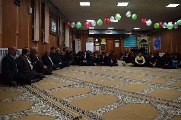 مراسم بزرگداشت هفته ی بسیج در واحد علامه طباطبایی سبزوار  برگزار شد 5