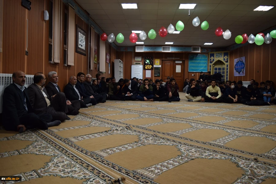 مراسم بزرگداشت هفته ی بسیج در واحد علامه طباطبایی سبزوار  برگزار شد 5