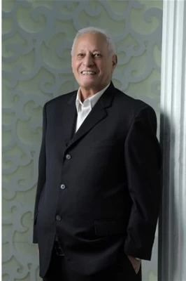 حضور جناب آقای دکتر بینش، ریاست محترم دانشگاه فرهنگیان، واحد علامه طباطبایی سبزوار در مراسم ختم خیر مدرسه ساز  مرحوم حسن مشایخی 4