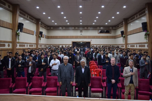 مراسم باشکوه گرامیداشت مقام دانشجو در دانشگاه فرهنگیان، واحد علامه طباطبایی سبزوار برگزار گردید.  3