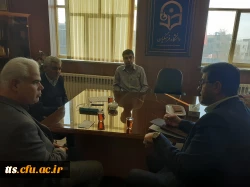 جلسه هماهنگی پیرامون آموزش آسیب های فضای مجازی و استفاده بهینه از موبایل بانک با حضور رئیس شعبه مرکزی بانک تجارت، شهرستان سبزوار صورت گرفت  2