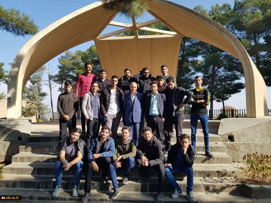 برگزاری اردوی سیاحتی فرهنگی به شهر ششتمد دیار فرید خراسان وروستای تاریخی کیذقان در مورخ 98/9/07 به همت مدیریت سرا های دانشجویی وکانون فرهنگی ایران شناسی وایران گردی دانشگاه فرهنگیان سبزوار  3