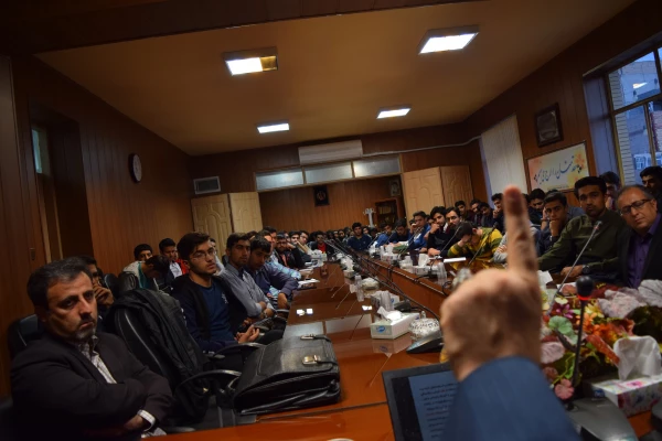 حضور جناب آقای دکتر صادق زاده قمصری در دانشگاه فرهنگیان سبزوار همزمان با روز ملی پژوهش  5