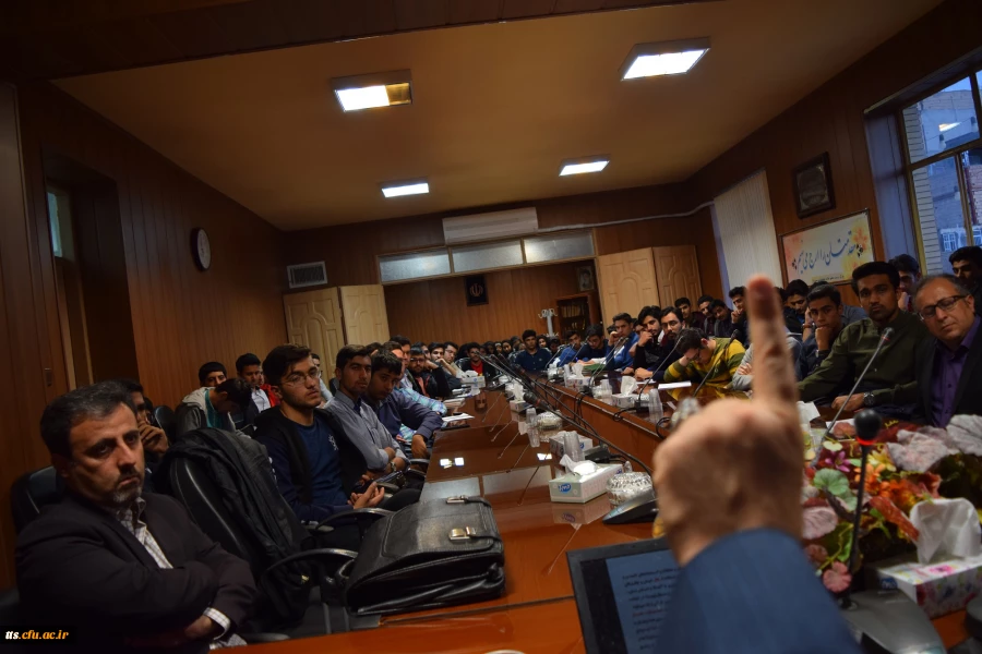 حضور جناب آقای دکتر صادق زاده قمصری در دانشگاه فرهنگیان سبزوار همزمان با روز ملی پژوهش  5