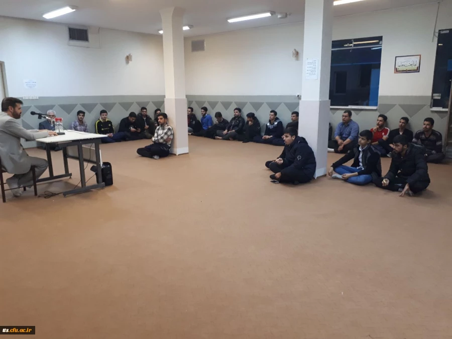 به همت بسیج دانشجویی دانشگاه فرهنگیان سبزوار جلسه نقد بر خصوصی سازی مدارس برگزار شد.  2